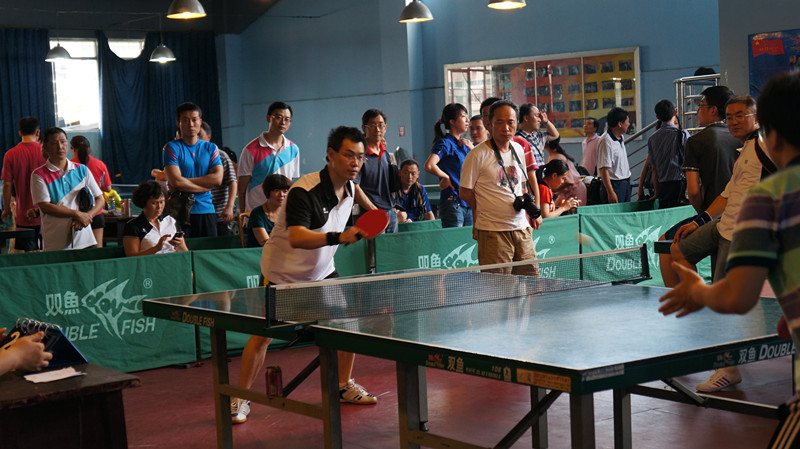 一切感到自 一切感到自