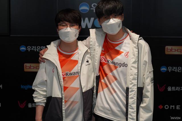 从阵容对比 从阵容对比