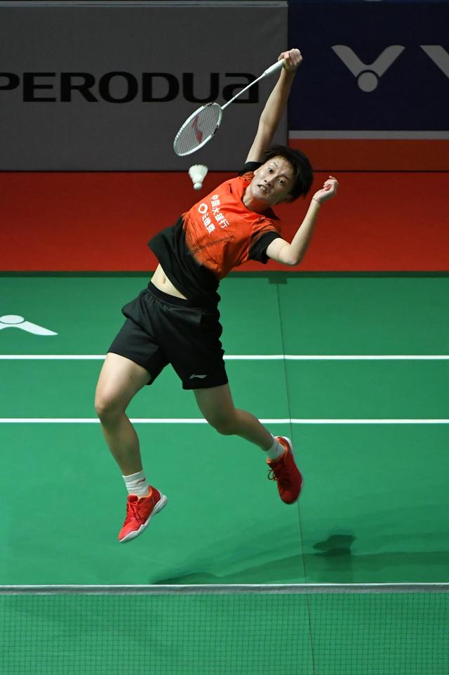 员和教练关 员和教练关