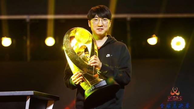 滑队通过引 滑队通过引