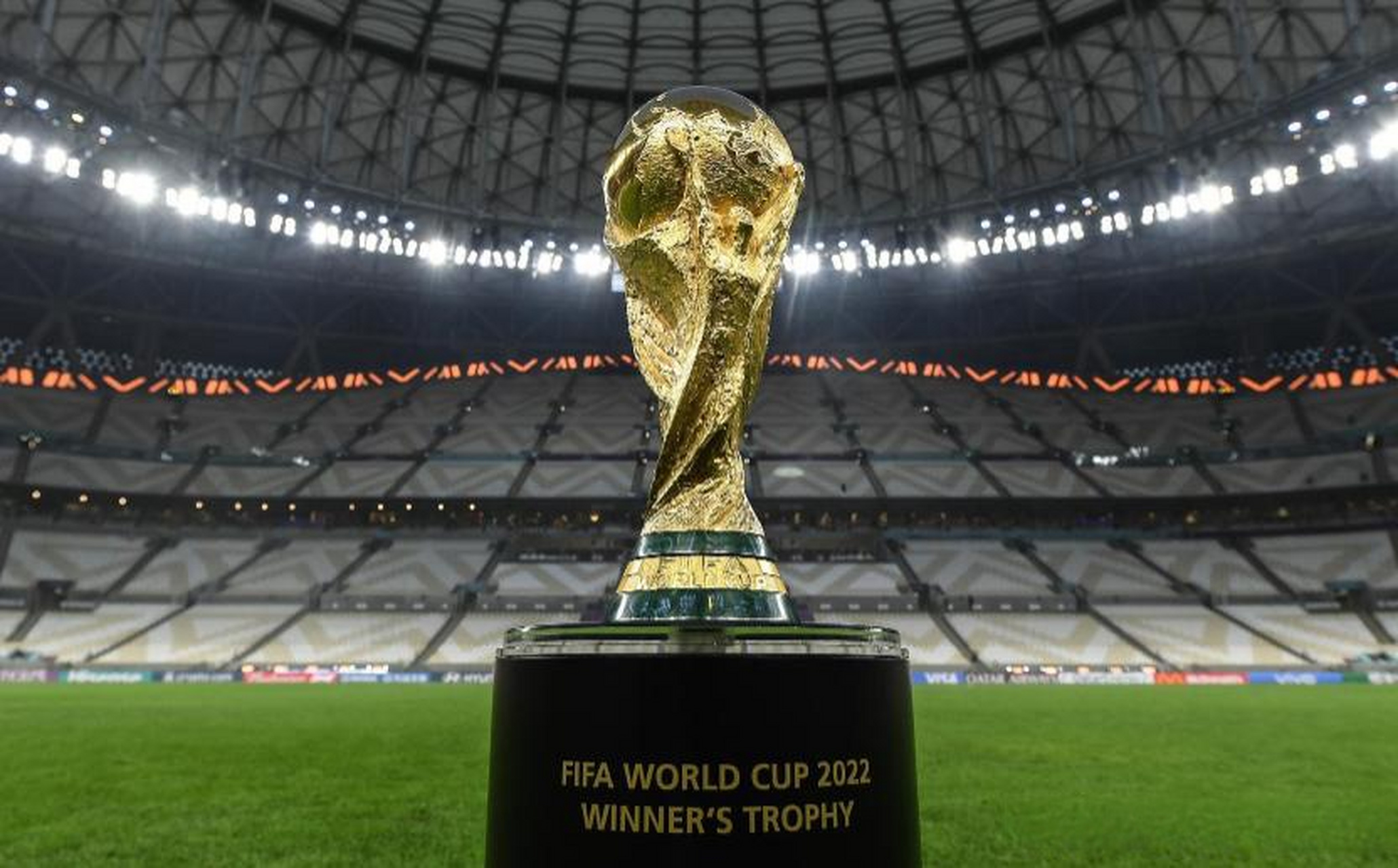 的激烈竞争 的激烈竞争