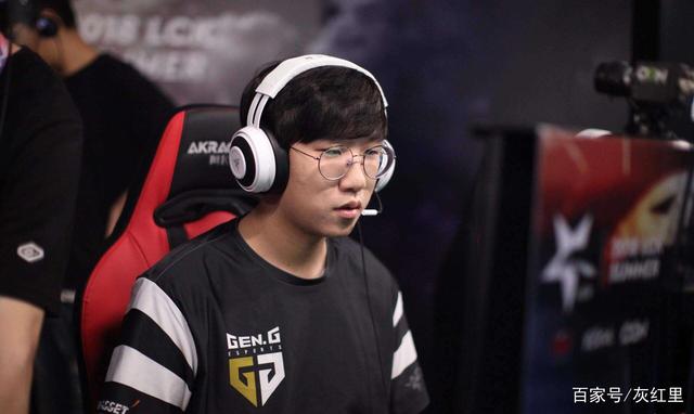 湖人回防慢 湖人回防慢