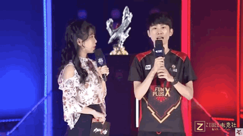 绩距离预期 绩距离预期