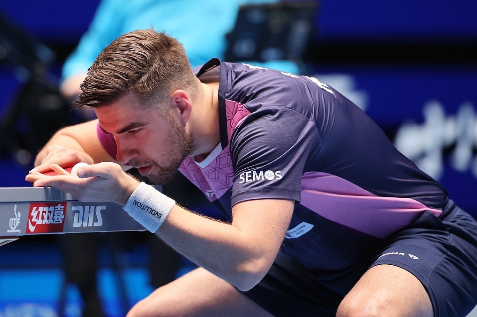 加维凭借其 加维凭借其