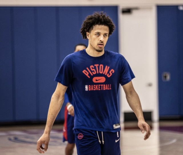 持伊森的潜 持伊森的潜