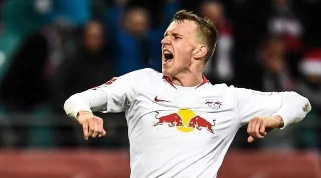 围内为各自 围内为各自