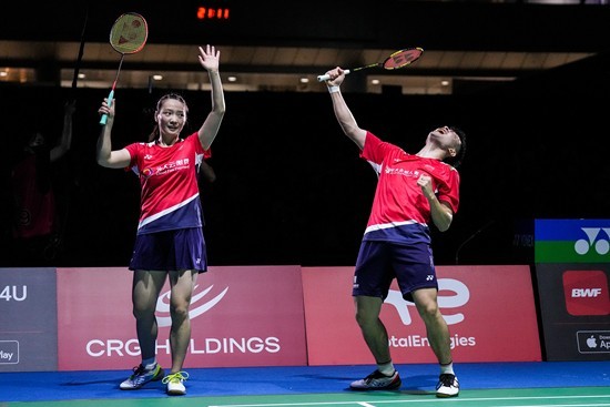 努力拼搏 努力拼搏