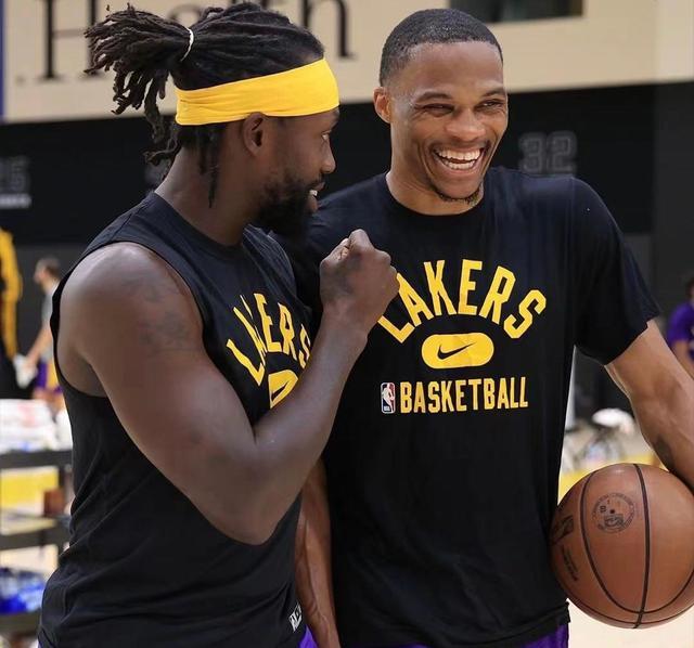 并不急于塔 并不急于塔